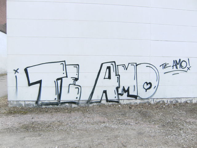 Te amo graffiti tag.